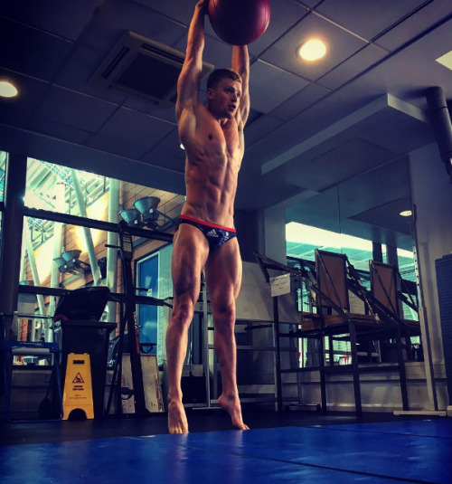 amazingmalenudity:  Adam Peaty  porn pictures