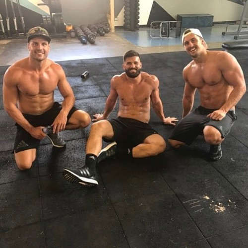 bromancingbros: After a good workout with your best buds it’s good to have a hot fuck session with 