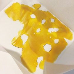 illrarelyusethis:  This cheese slab tho 😳😍😘