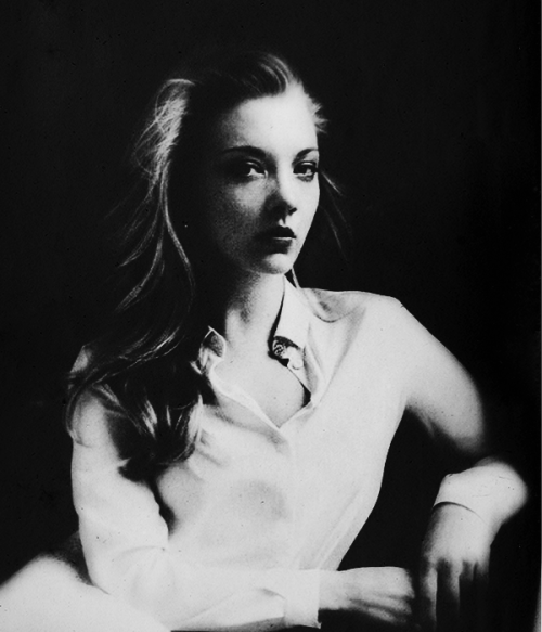 renlybaratheon:Natalie Dormer photographed by Mariano Vivanco for Vanity Fair