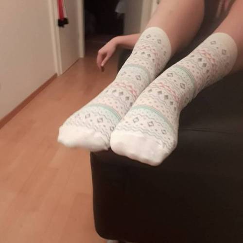 Gute Nacht ❤ Good Night ❤ #socks #socken #dreckigesocken #girlsocks #sockfeet #sockfetish #sockfetis