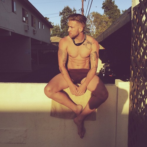 loveshnicky:    Taylor James  