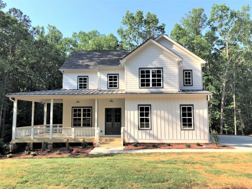 countrymarketplace:  Red Barn Construction | Emerson Farmhouse