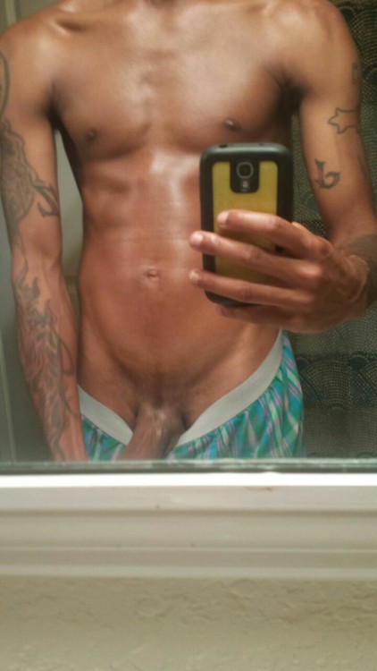 kreakfelp:  Derwin💜🍆😍