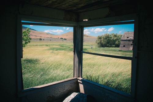 burtoo: Inside/outside an abandoned homestead on Flathead Indian Reservation, Montana - Brendon Burt