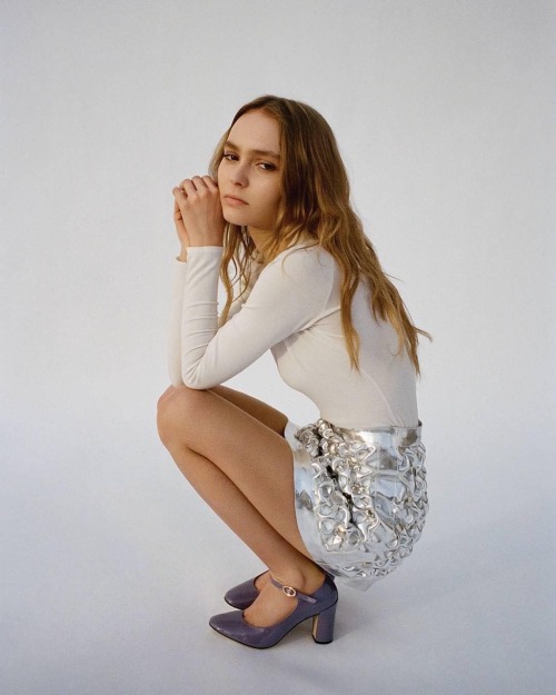 lilydeppsource:Lily-Rose Depp for Vogue China Me.