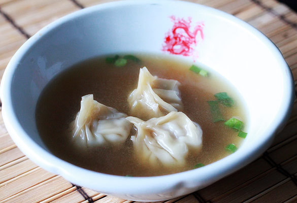 huffposttaste:  Asian soups that go way beyond ramen. 