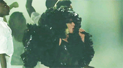  artRAVE | Applause (x). 