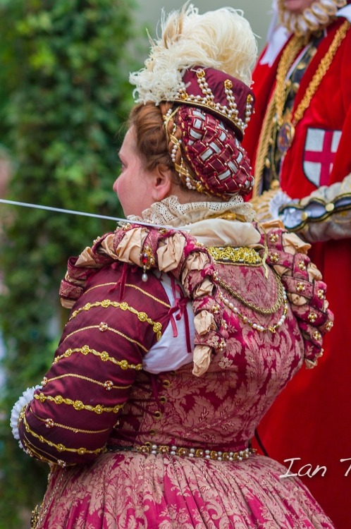 Elizabethan Red Gown (Southern Ren Faire, 2018)