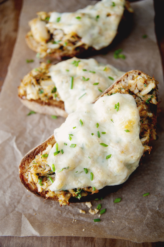 saltedtartine:  crab melts. 