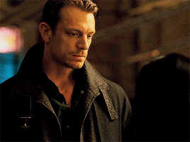 the-darkling:You’re the one who’s here.So you stay.