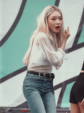 wanqyiren: 190614 | chungha ✨