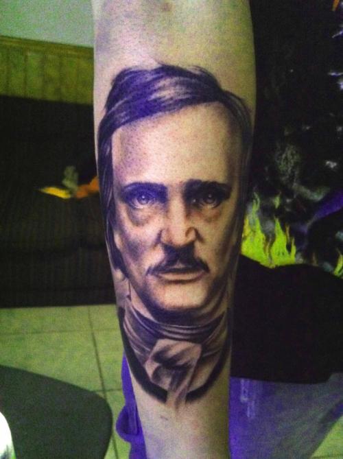fuckyeahtattoos:  Made in Santiago, Chile by Christopher Sanchez 
