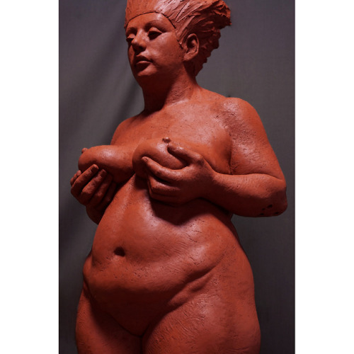 A sneak peek at the development of this Neolithic Goddess interpretation. After this it’s the 