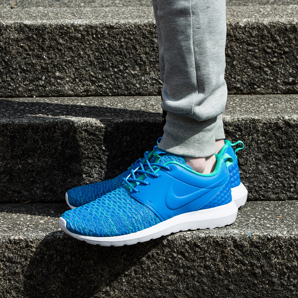 nike roshe footasylum