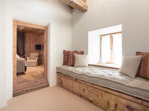 fineinteriors:Restored Engadin (built in 1680) house near St. Moritz listed by Sotheby’s Realty.