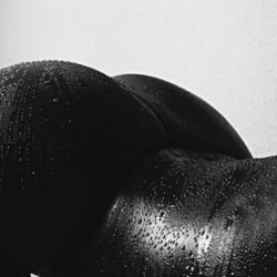 eroticnoire:  Here is something about blk