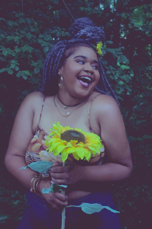 whorunstheworldbiggirls:  Body positivity. Learn to always love yourself. It doesn’t matter if