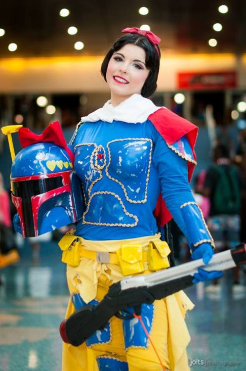 kamikame-cosplay:  Anime Expo 2014 day four by Joits Photography.