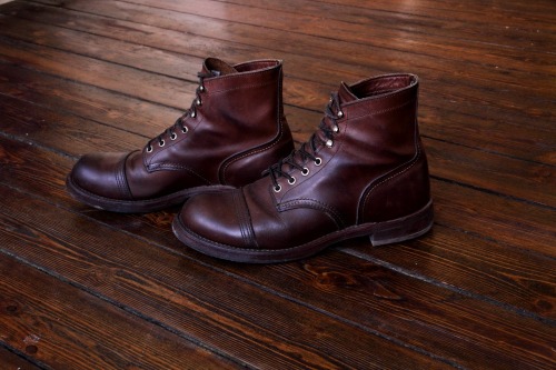 iron-and-wind:  meadowweb:  www.meadowweb.com   Polished.