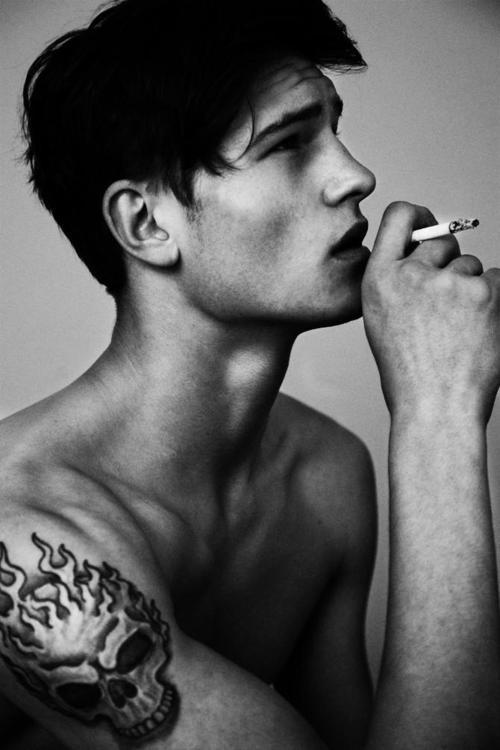 smoked-yourself-retarded:  Smoking Blog