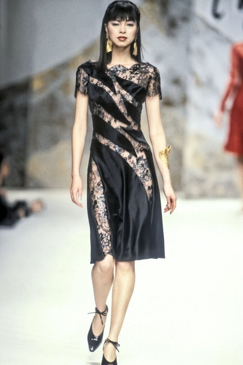 theoriginalsupermodels: Hanae Mori - Spring 1996 Couture