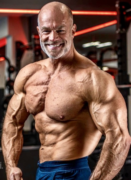 (Julian) Molteno Muscle Magic   Part Two