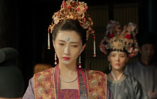 thefeastandthefast: I loved the makeup for episode 28 of Serenade of Peaceful Joy because they did 三