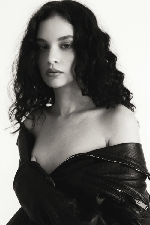 Sabrina Claudio- “In Between Time” by @alexvnderblvck