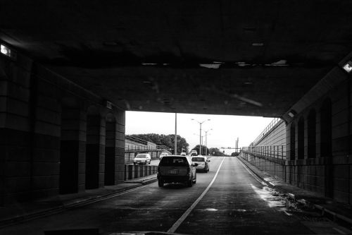 Day 135 of 365 - Grimy#underpass #bnw #bnwphotography #blackandwhitephotography #365photography #l
