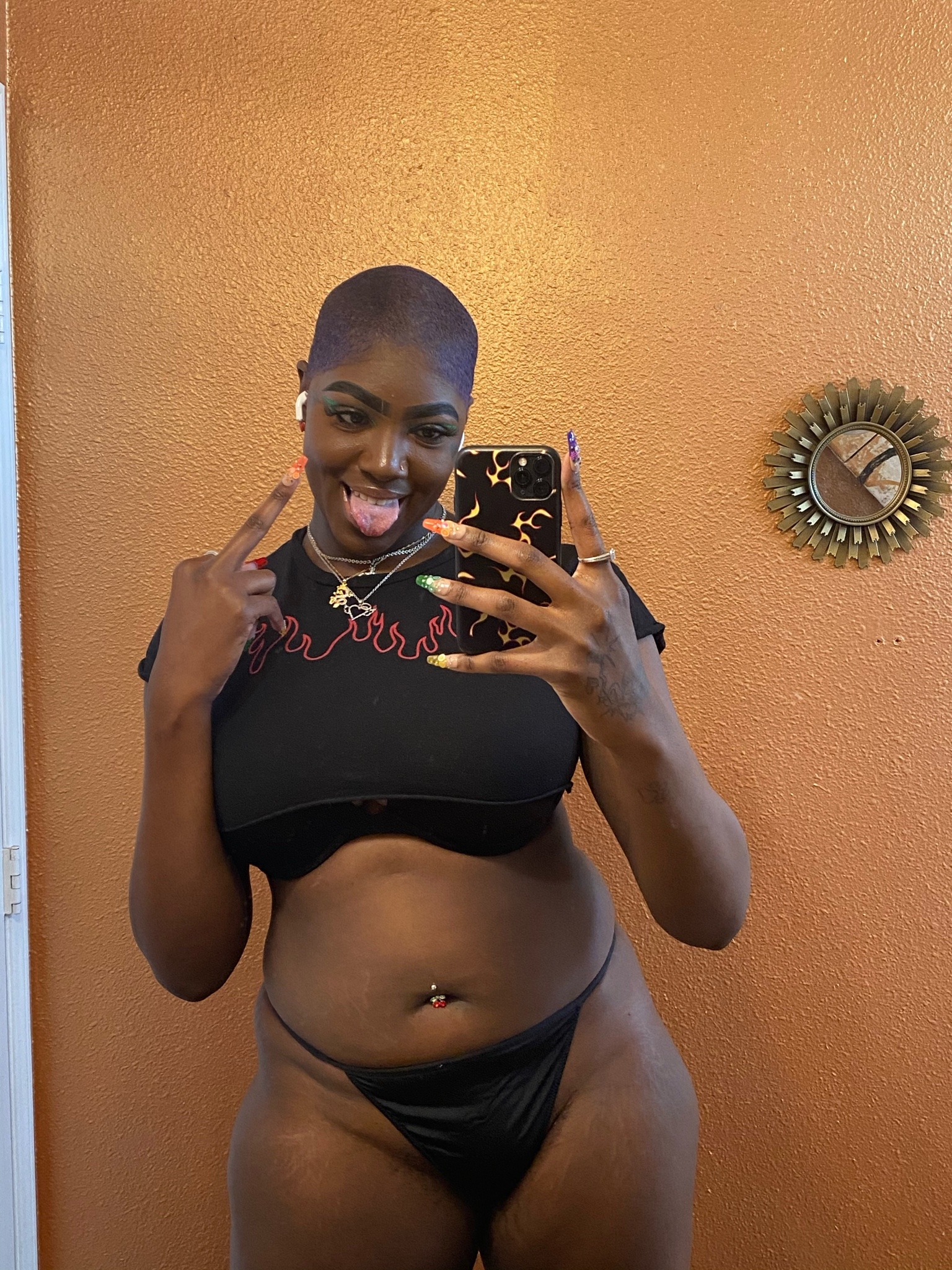 jamaicanamazon:🍒 🤤🤤🤤