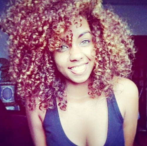 thenaturalhairmovement:  inaturalgirlsrock:  IG: @fredahhon  http://thenaturalhairmovement.tumblr.com/ 