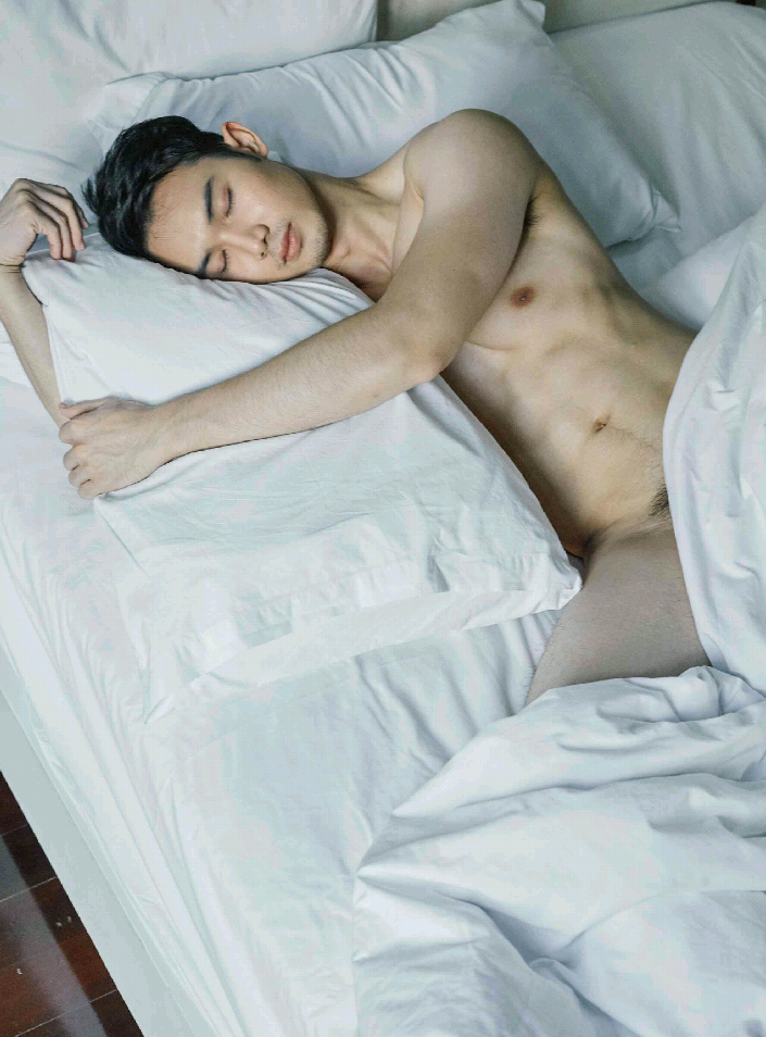 dean-asianhunks:Bat Tanaphong@1        09/08/18