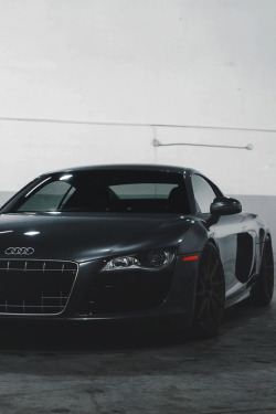 luxuryera:  Bʟᴀᴄᴋ ᴏɴ Bʟᴀᴄᴋ | Photographer