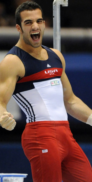 gioser1306:  pinkmancr:  Danell Leyva - Gimnasta Cubano-Americano  Riquisisimo…