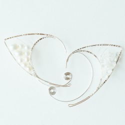 tbdressfashion:  ELF EAR  