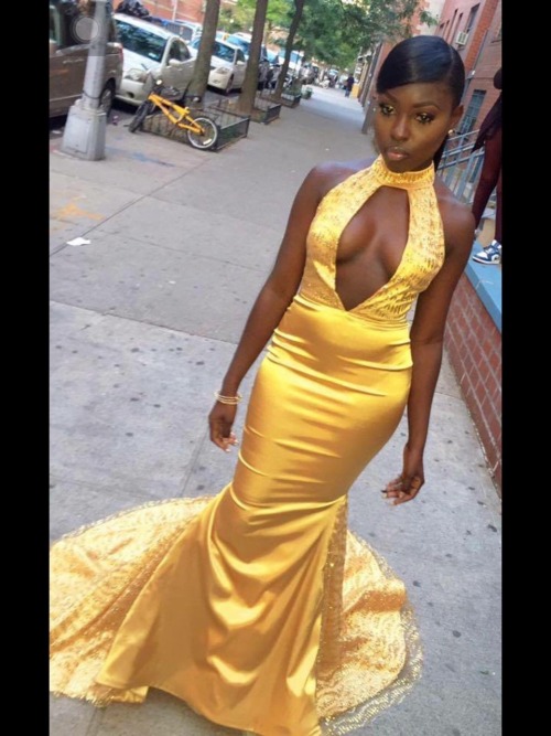 How can you not want an African Woman They even make Gold look good