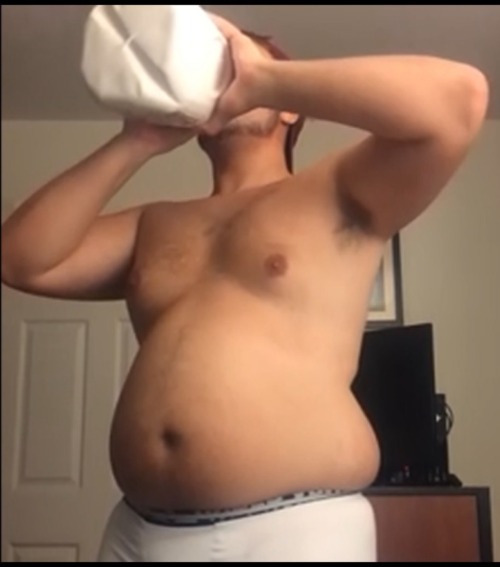 Someone Help Me To Pudge Up Like This. I Want My Waistband To Fold Over Because It Cant Support My Wide