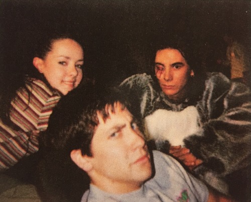 angelfacejared: Jake Gyllenhaal, Jena Malone, James Duval, Mary McDonnell, Daveigh Chase, Holmes Osborne and Maggie Gyllenhaal on the set of ‘Donnie Darko’ (2001) dir. Richard Kelly  Empire Magazine // Issue 330, December 2016 