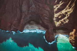greekg0ds:  Na Pali Coast (by Helicopter)