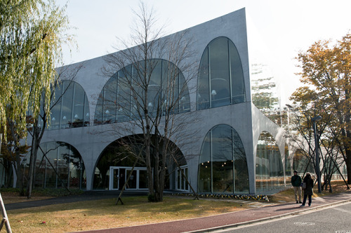 Tama Art Library, Toyo Ito. Hachioji Campus, Tokyo, Japan.