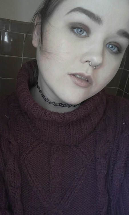 spankjonze:  im only visible on this plane of existence once yearly i hope u enjoy it (they/she)