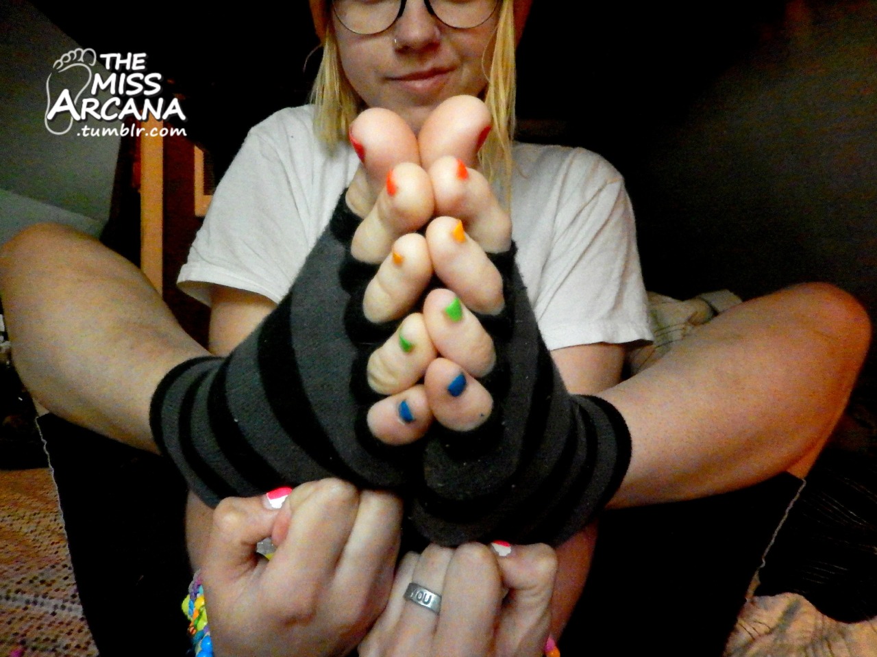 themissarcana:  ta-ta-ta-tooooooooooooeeeeeeeeeeeesssssssssssss i love these socks