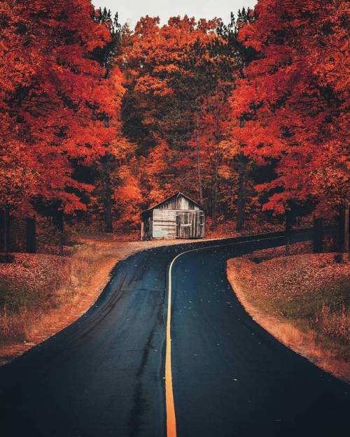 landscape-photo-graphy: Photographer Sanjay Chauhan Captures the Beauty of Canada’s Fall 