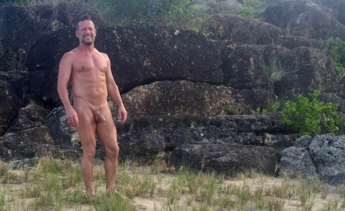 Les hommes naturistes