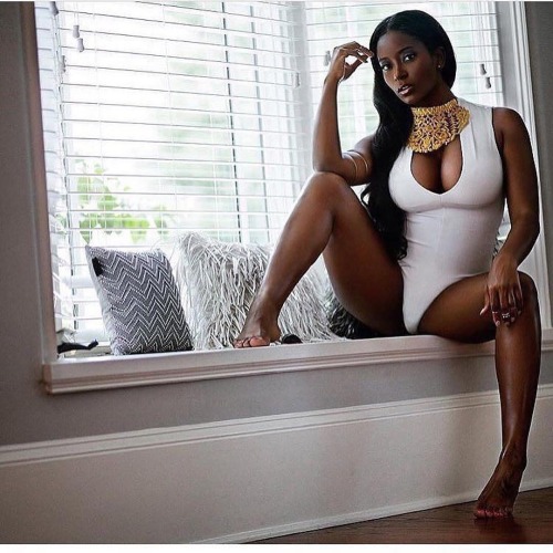 bigpapij9:  Sexy AF…