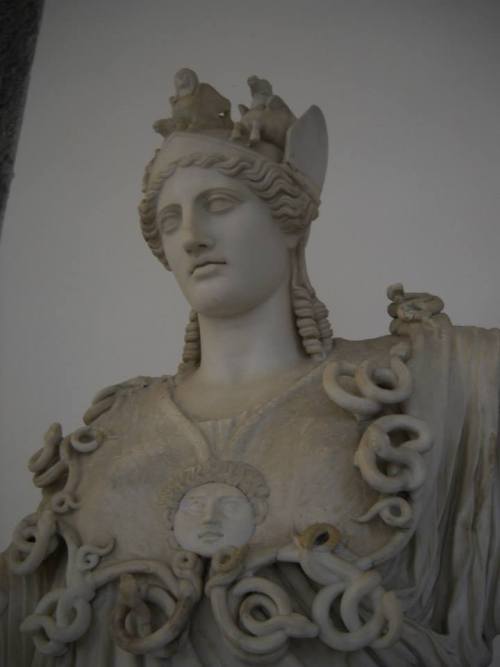 feedmestuff:Statue of Athena, showing Medusa, her integrated shadow, on her breastplate.Quick summar