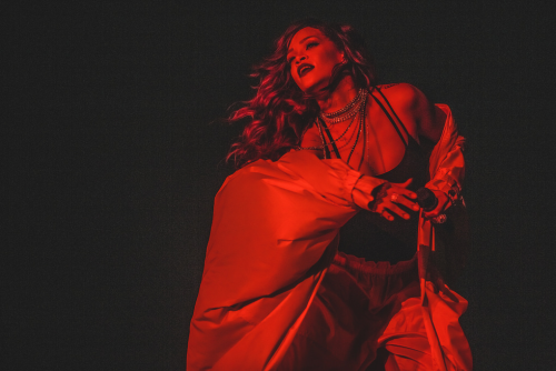 Porn photo robyncandids:    Rihanna performing at Rock