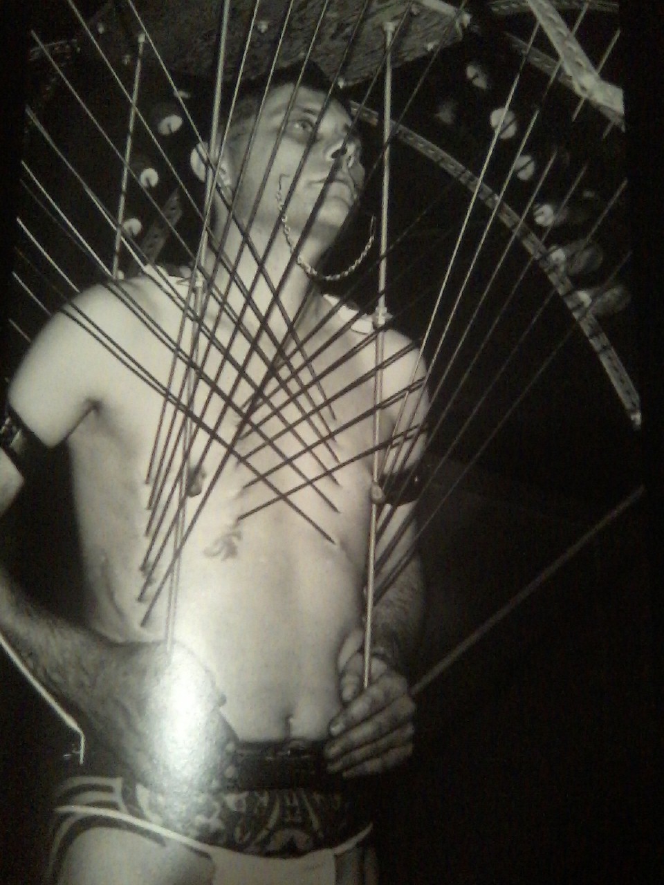 trinaechidna:  satanikmuguette:  (via mod-allure)  Some of my favorite photographs