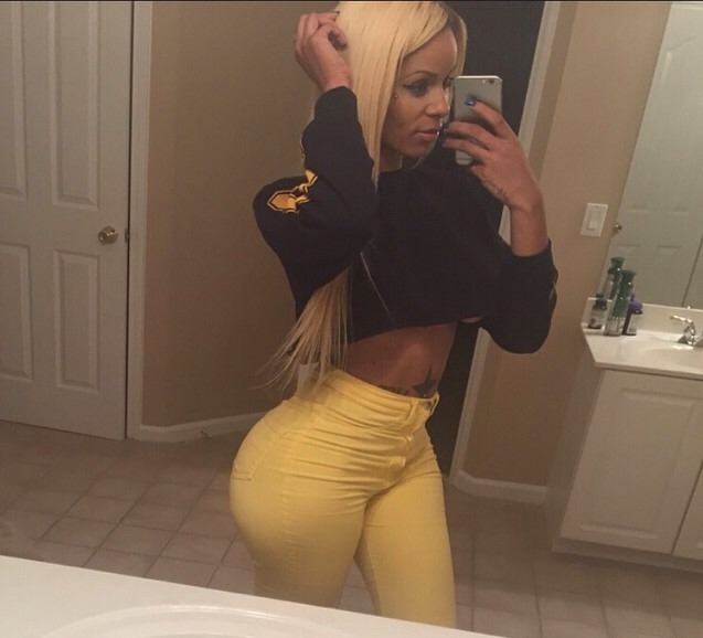 thebootycloud:  pookaluvcurves:  Pookaluvcurves  LIKE, TAG, &amp; REBLOG! FOLLOW
